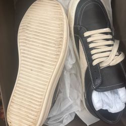Black Leather Rick Owen’s Low-Top Sneakers size 10 comes with box