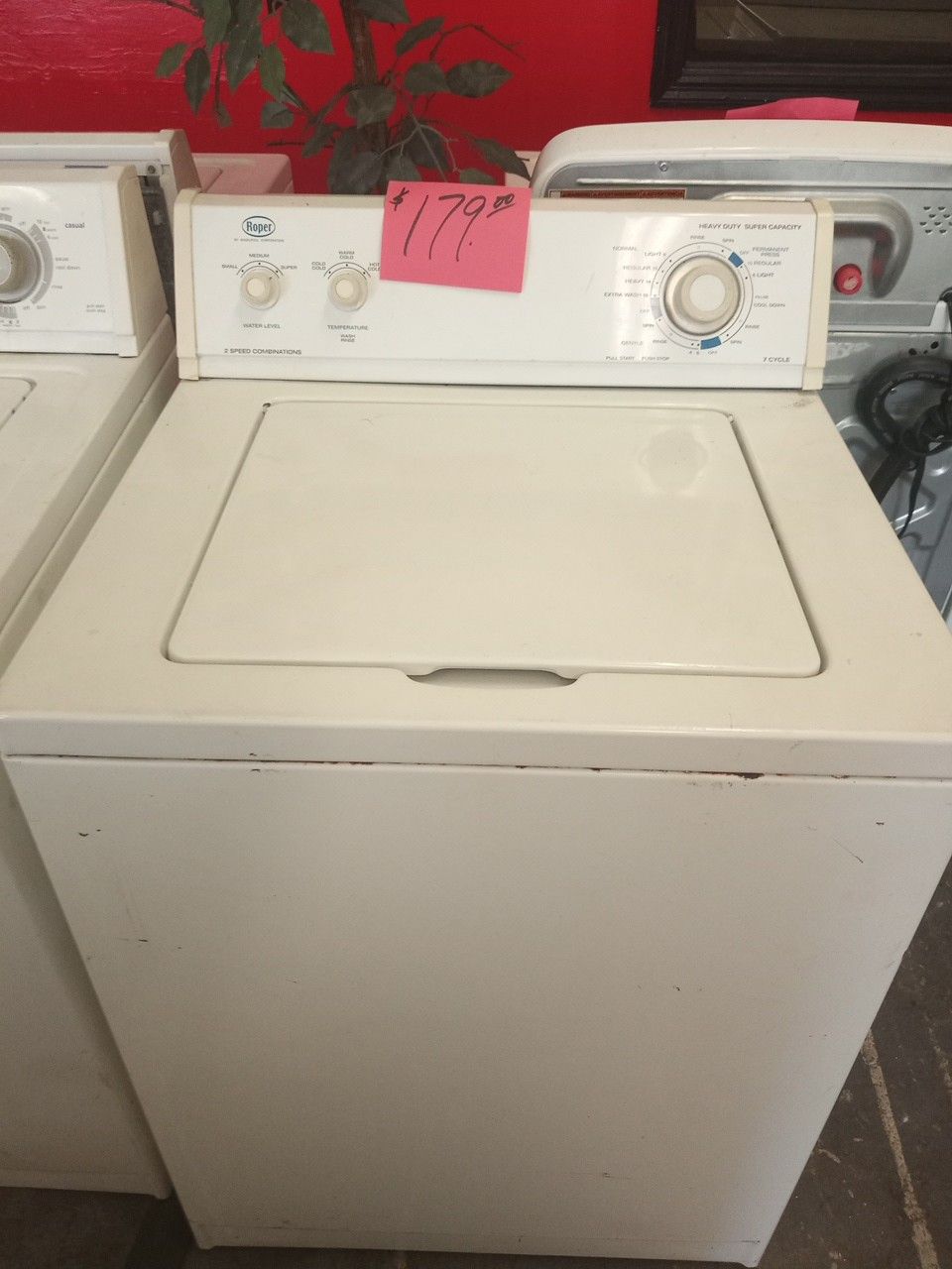 Roper washing machine washer white super size heavy duty works great . Warranty . Delivery available . 2203 Fowler st. Ft. Myers 33901