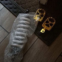 KTM SUSPENSION and Gold Pegs 