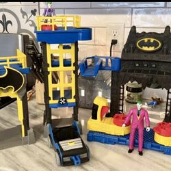 Lot Of Fisher Price Imaginext DC Superfriends playsets