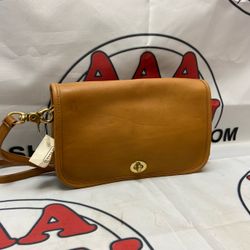 Vintage Coach Pocket Purse 9755 British Tan Leather Crossbody Bag 1996 USA 11061114
