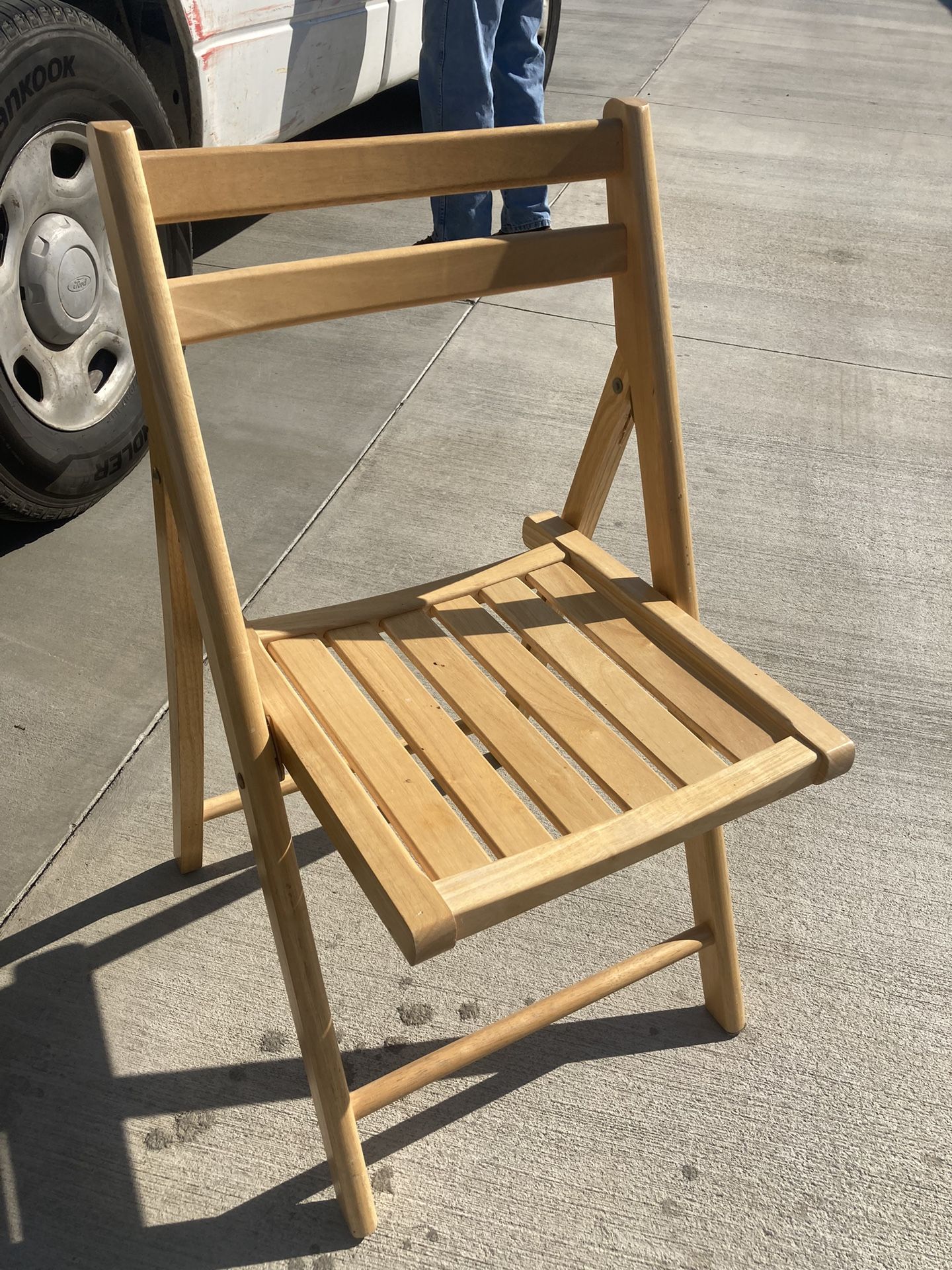 Cute Folding Wooden Chair