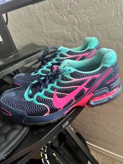 Brand new women’s Nike air max