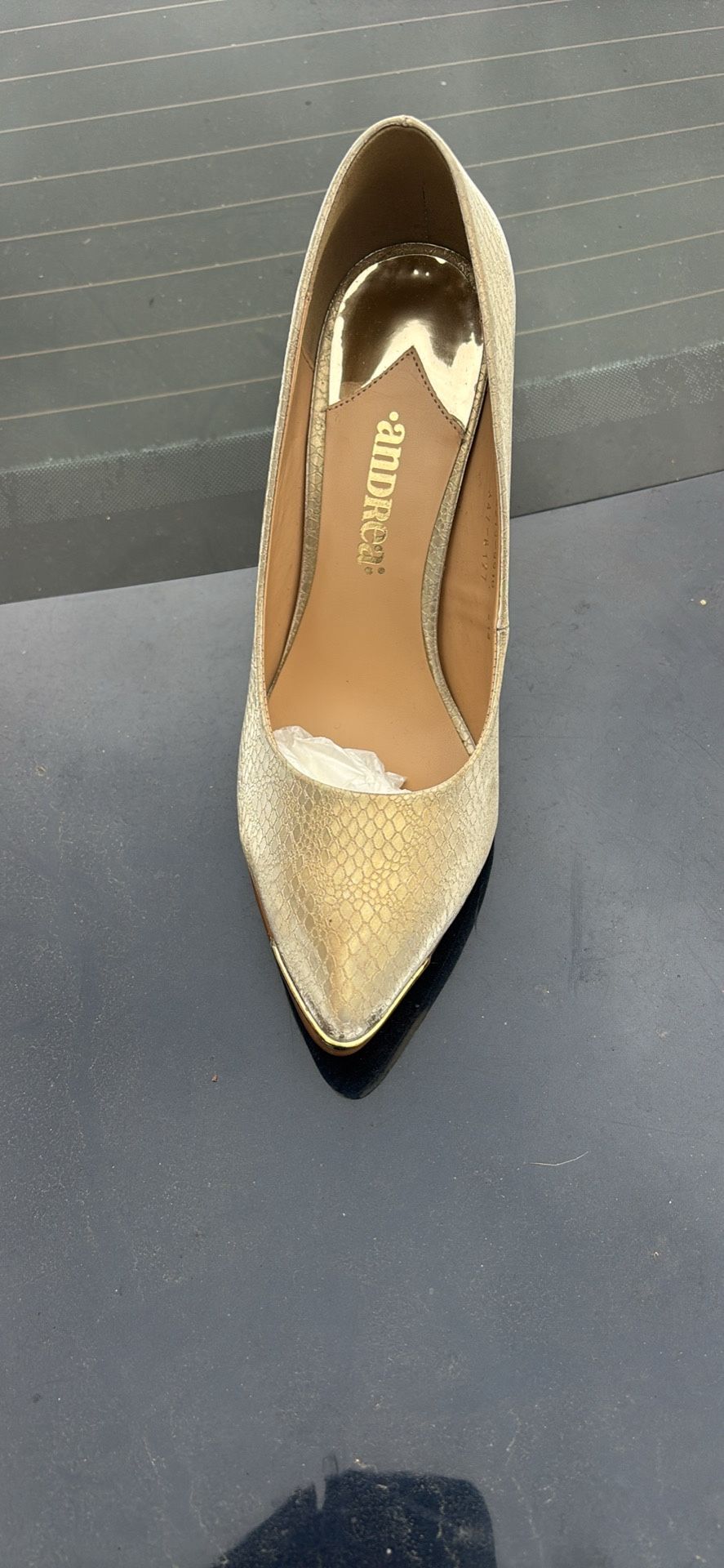 Andrea Heel