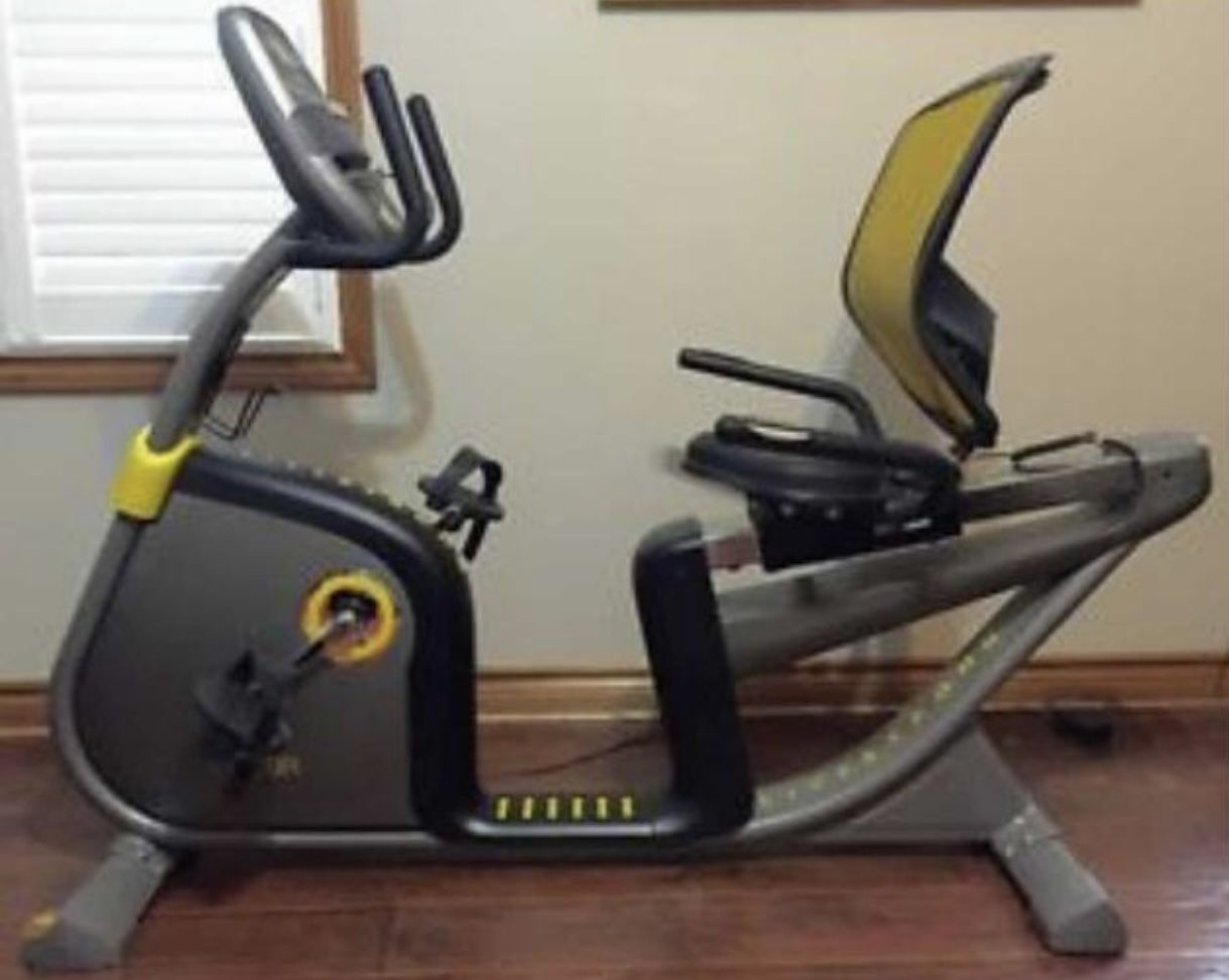 Livestrong sales recumbent bike