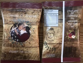 Custom wedding favors