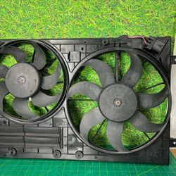 08-14 AUDI TT 8J MK2 RADIATOR COOLING FAN OEM