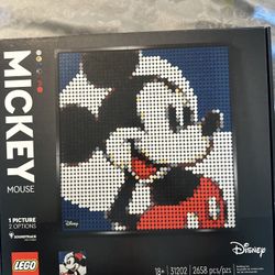 Disney’s Mickey Mouse Art-Lego 18+ (sealed)