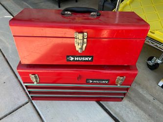 Husky tool boxes set of 2 boxes good condition dewalt Milwaukee Kobalt craftsman makita