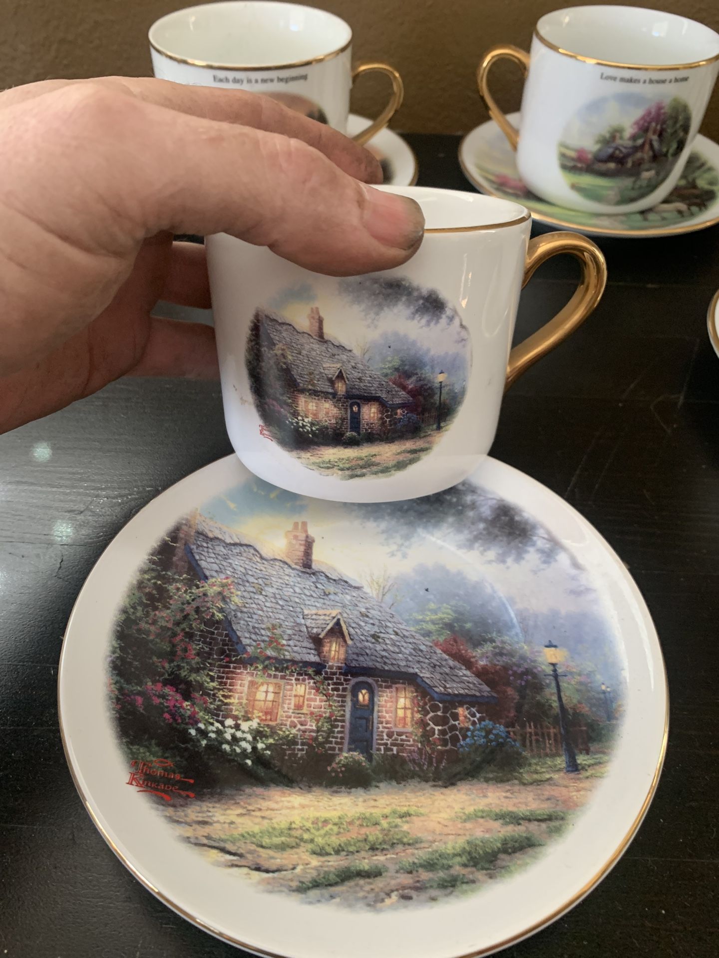Thomas Kinkade Collectable Plates And Cups