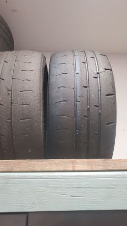 Bridgestone Re71rs 17" tires 245 40 17
