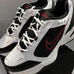 NIKE AIR MONARCH IV 