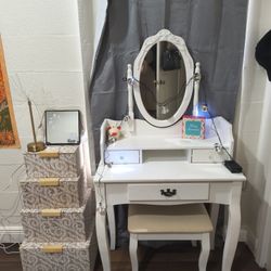 Makeup Vanity