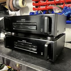 Onkyo M-501 Amplifiers 