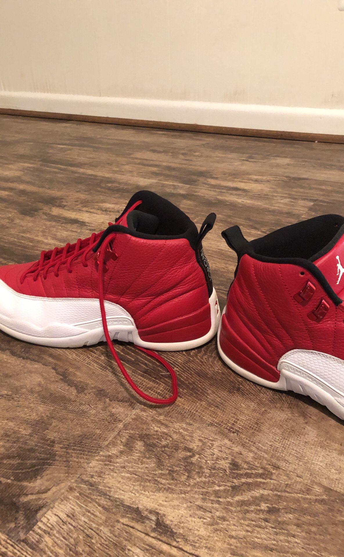 Jordan 12 gym red