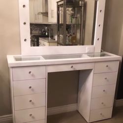 Makeup Vanity Set