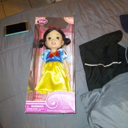  Disney Collection ,Snow White  Toddler Doll New