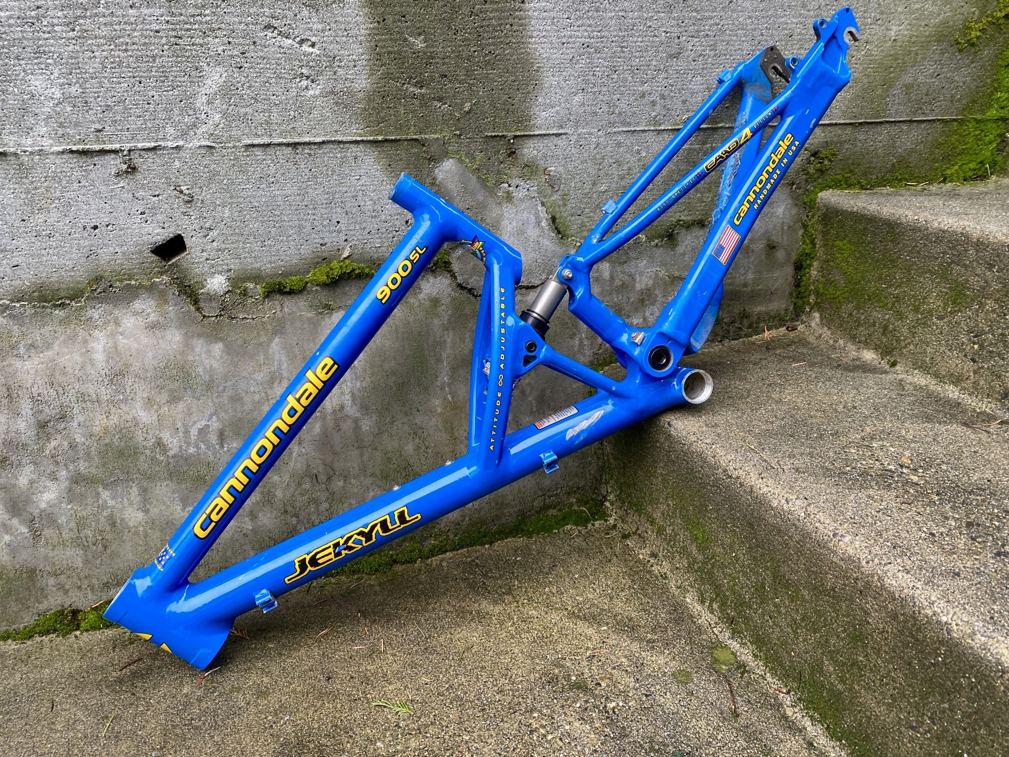 2000 Cannondale Jekyll 900 SL frame