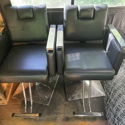 Salon/Barber Chairs 