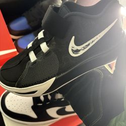 Basketball Shoes Pre Owned No Box