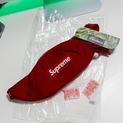 Supreme Fanny Pack for Sale in Queens, NY - OfferUp