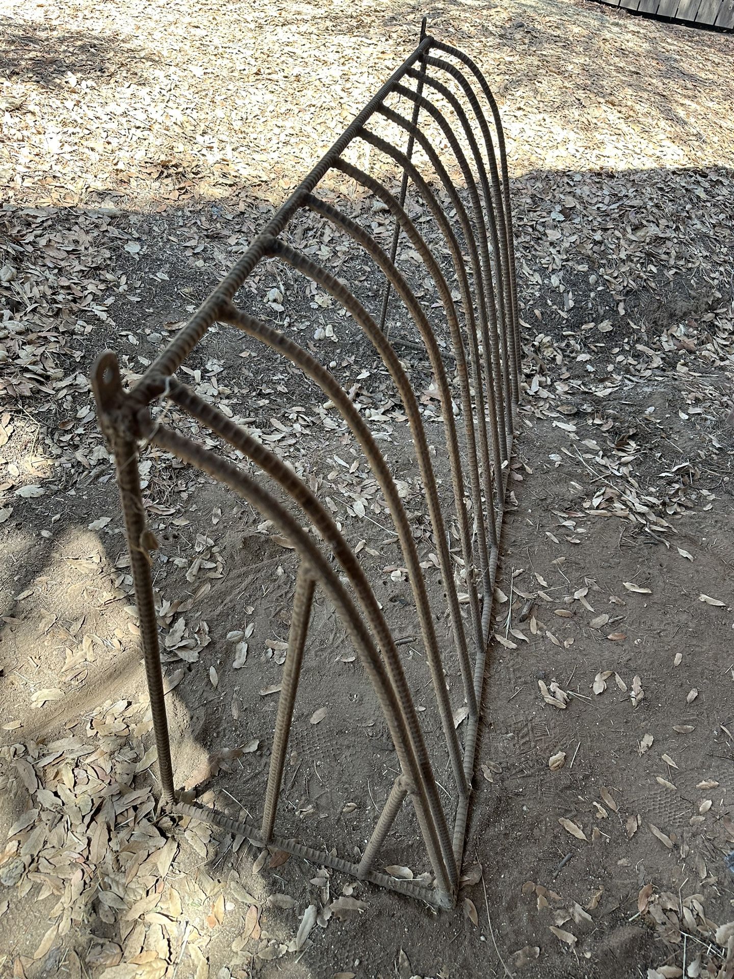 Heavy Duty Rebar Wall Hay Rack