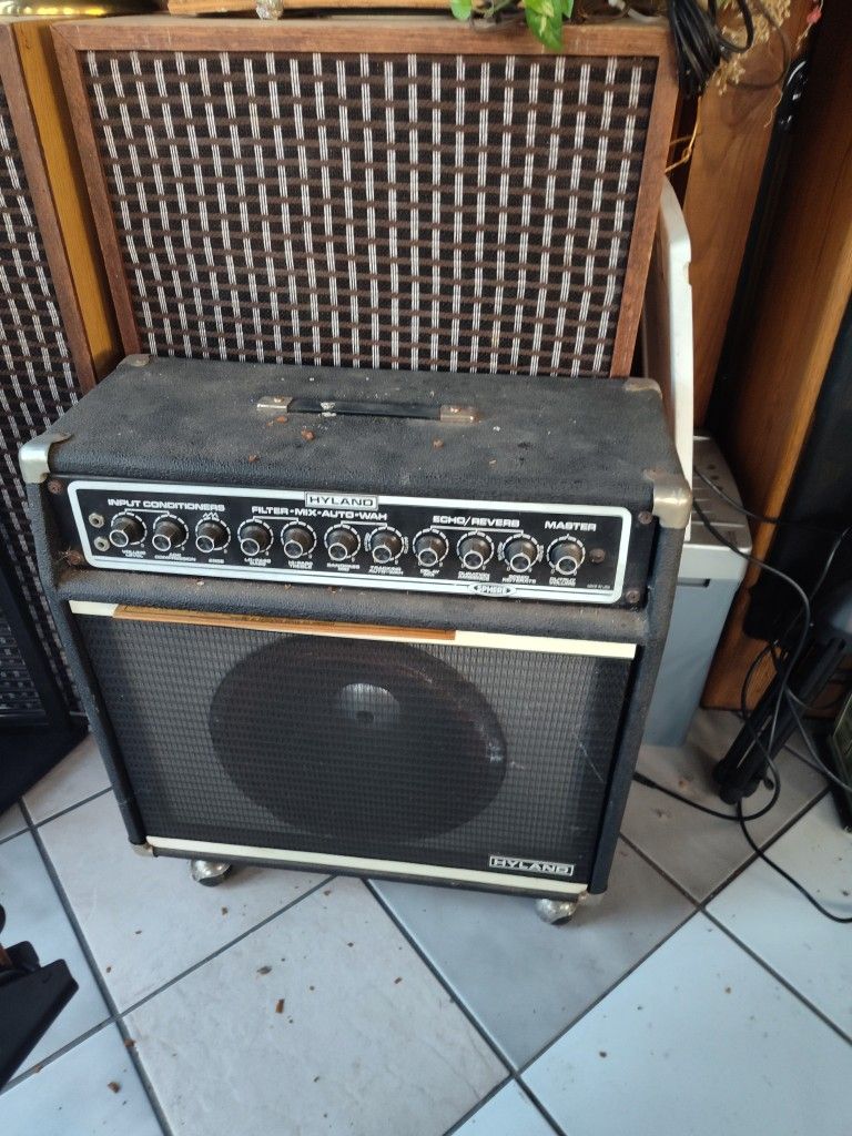 Amp H Y L A N D