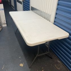 Foldable Table