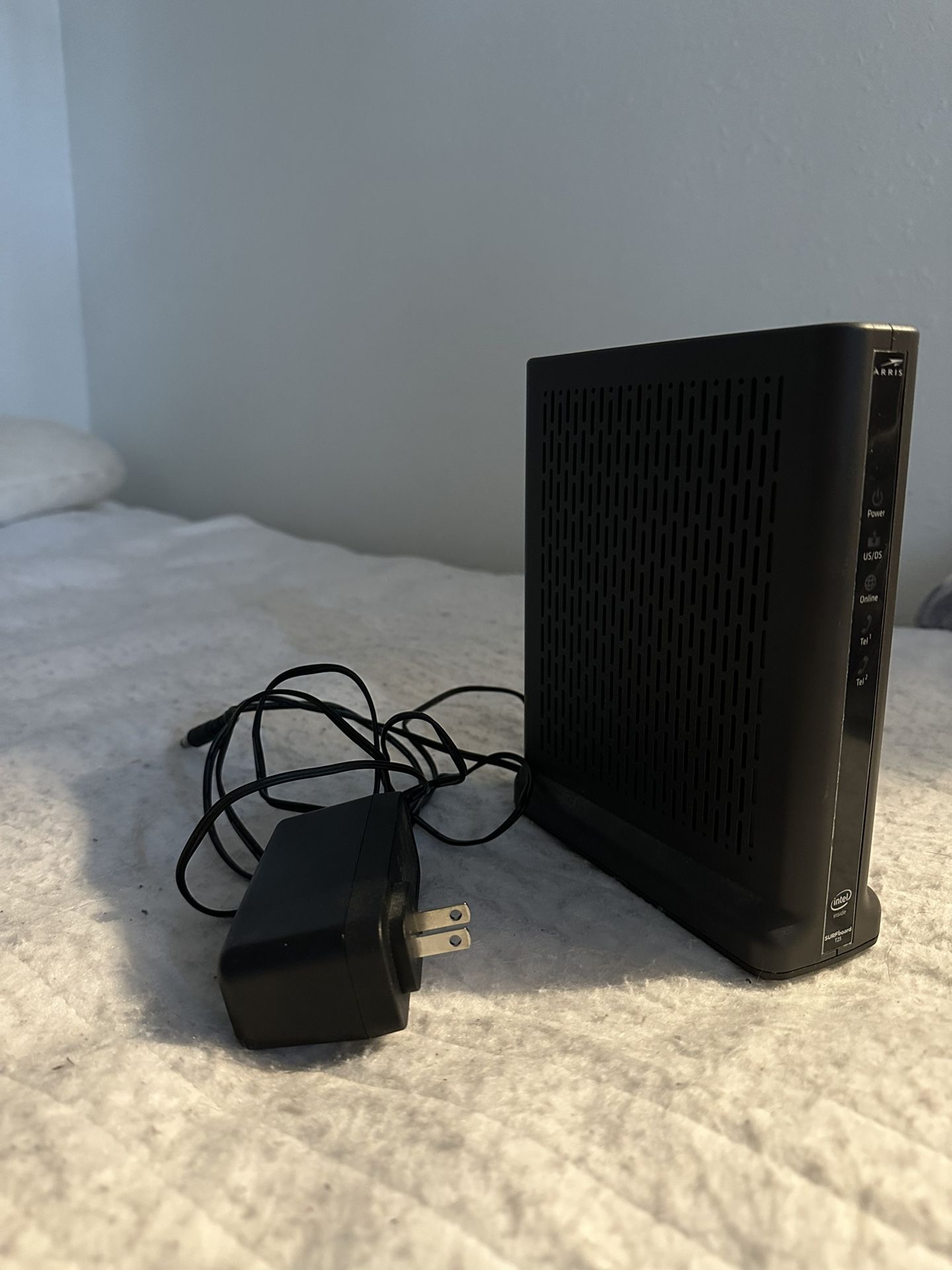 ARRIS SURFboard T25 DOCSIS 3.1 Gigabit Cable Modem