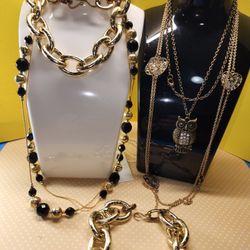 #1991, BEAUTIFUL VTG LOT OF NECKLACES AND BRACELET, GOLD TONE, GREAT PRICE!!

