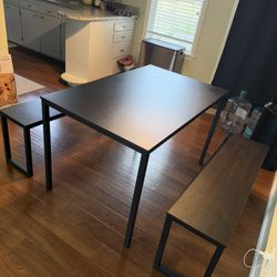 Dining Room Table 