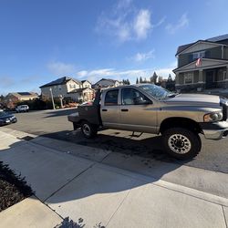 5.9 Cummins 4wd