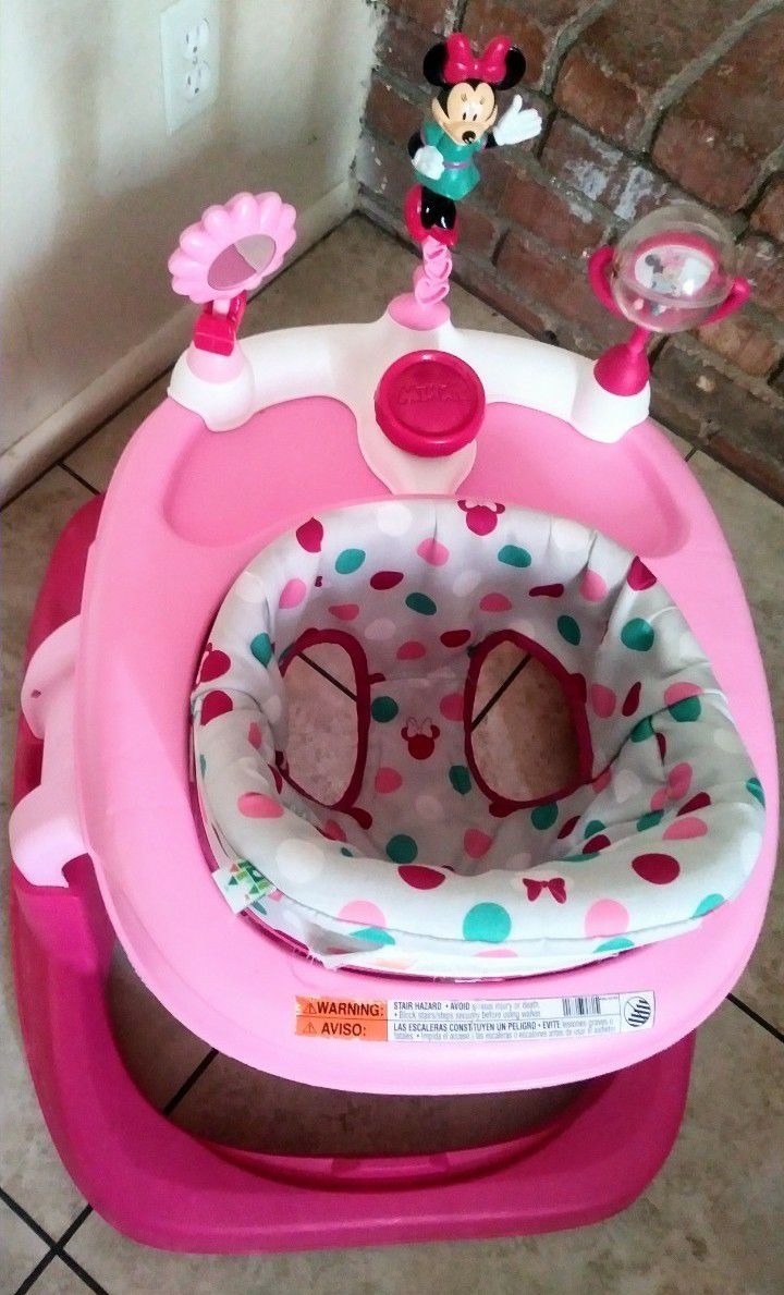 Baby Seat Walker (Minnie Mouse) 👉$20👈