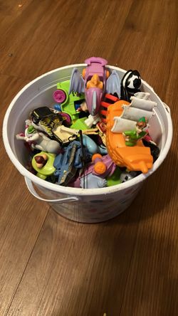 Small Bucket Of Vintage Toys