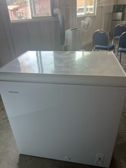 freezer / like new