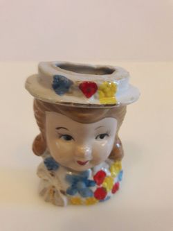 Old head vase 3inchs mini no damage rare see our other vases