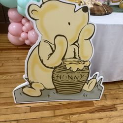 Figuras De Winnie The Pooh En Vinyl Y Foam