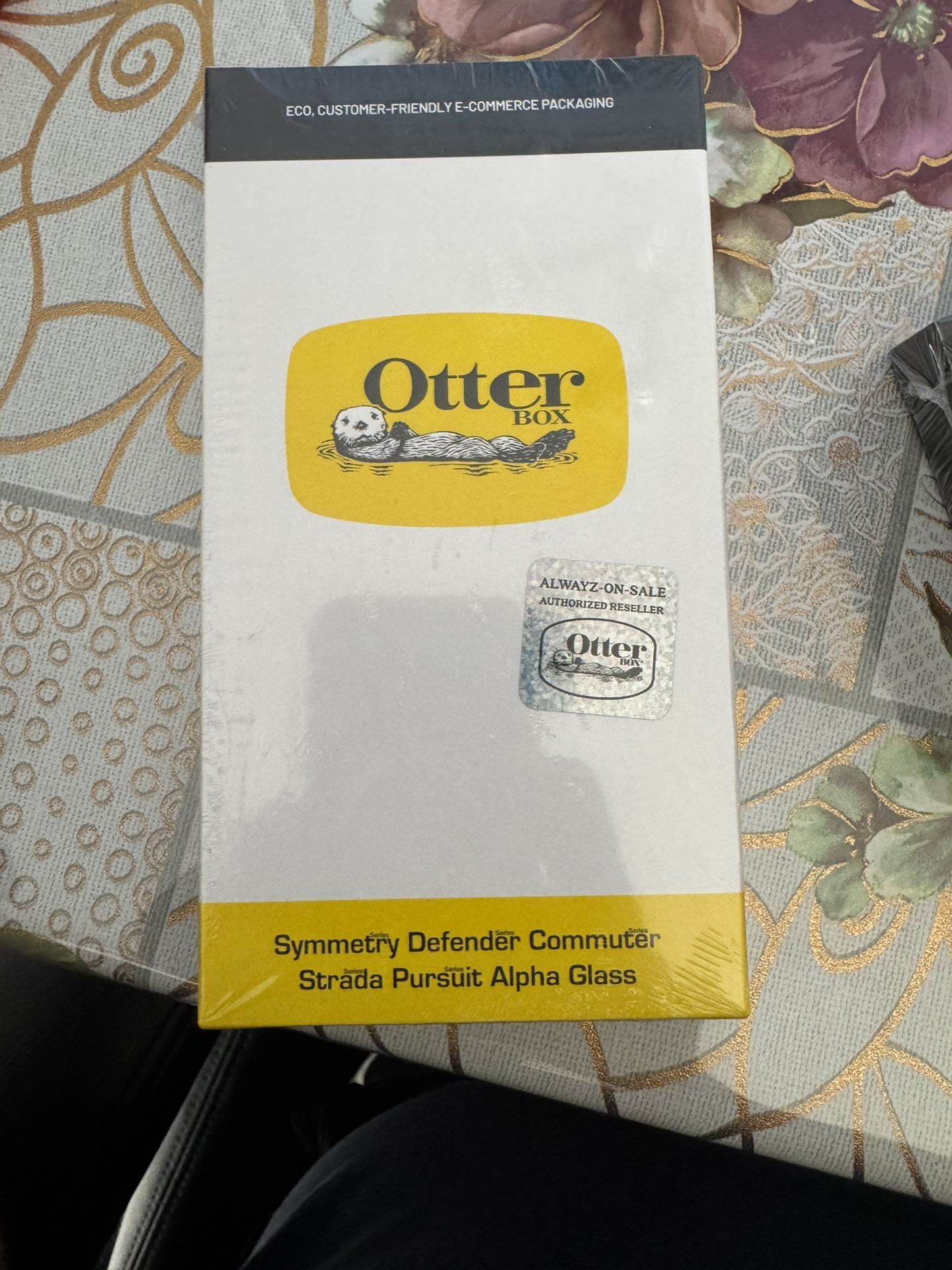 iPhone 13 OtterBox