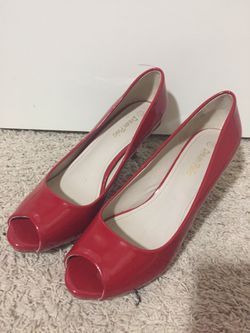 Dream pairs red heels size 10