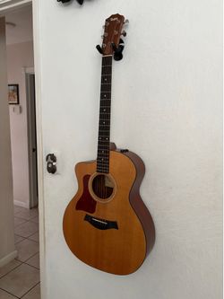 Taylor guitar