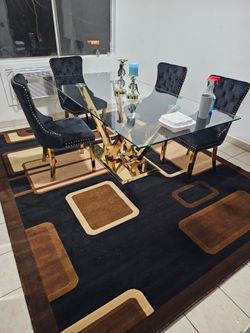 Glass table