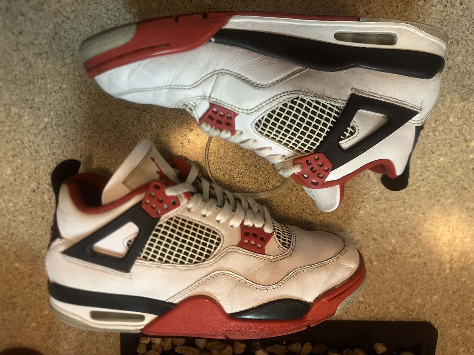 Air Jordan 4 Fire Red Og Size 8.5