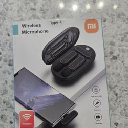 2 Pack Professional Wireless Lavalier Microphone for iPhone iPad Android with Charging Case Noise Reduction Plug-Play Clip on Lapel Mic for Video Reco