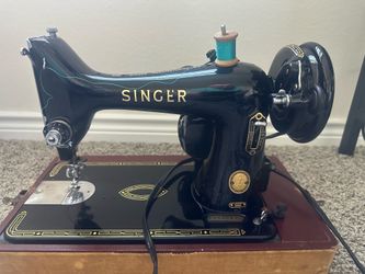 Vintage 1954 Singer 99K Sewing Machine w/ Case & Past Service History Papers