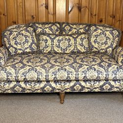 Sherrill Luxury Designer Sofa – Free Delivery! - Custom Upholstery