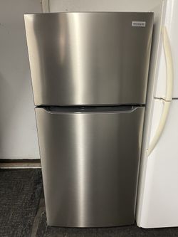 Frigidaire Stainless Steel Refrigerator 18 Cubic