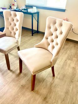 Dining chairs (set of 4)