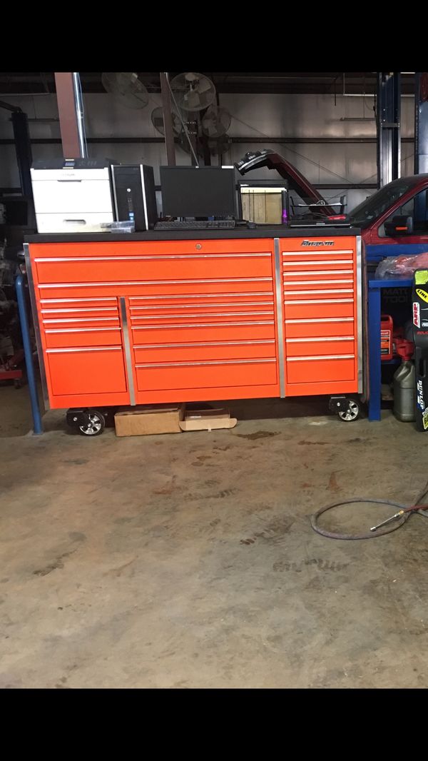 Snap on epiq series tool box triple bank for Sale in San Antonio, TX