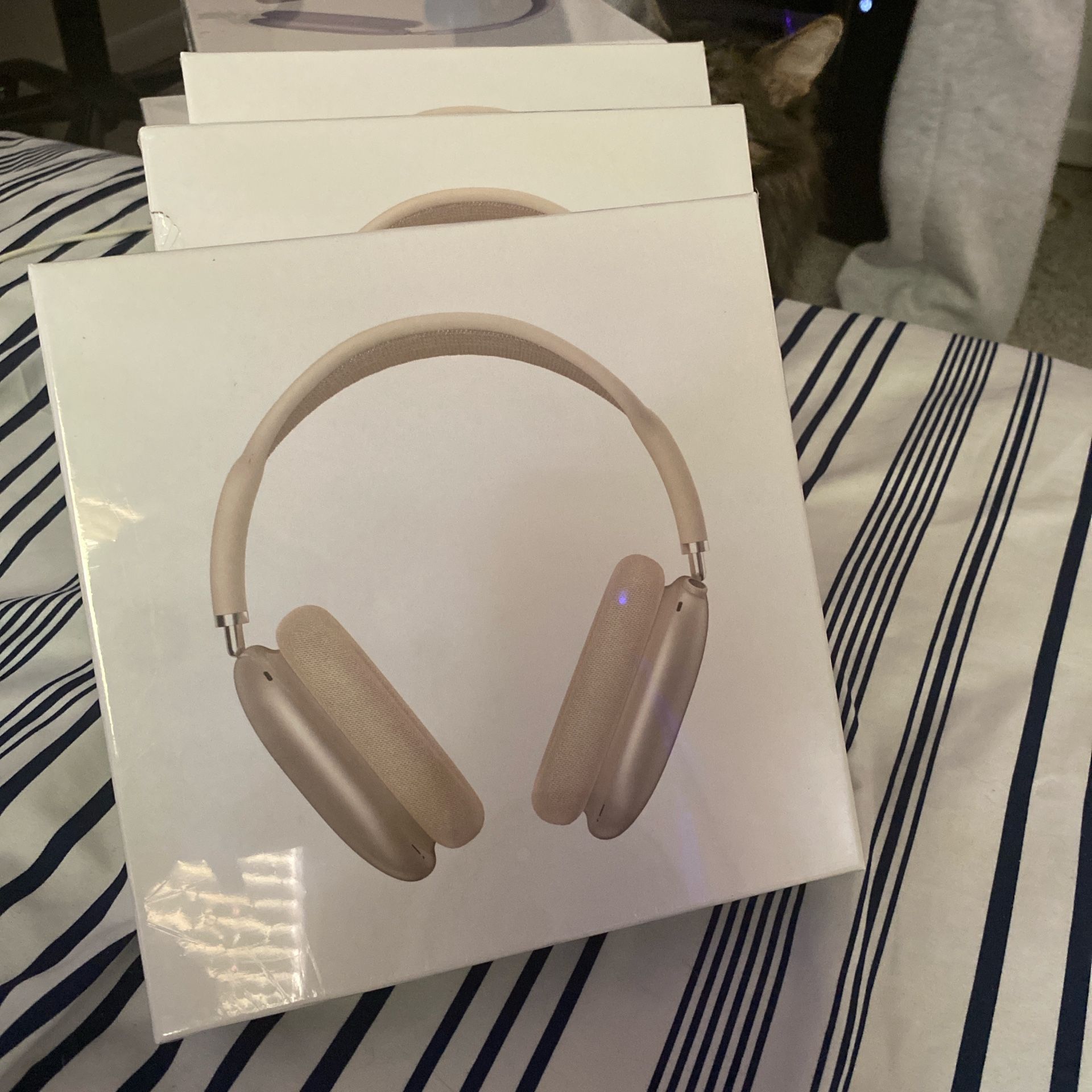 Starlight Apple AirPods Max