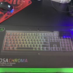 razer cynosa chroma RGB gaming keyboard (PRICE IS NEGOTIABLE)